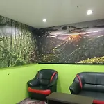 Netasha Holiday Inn And Apartment