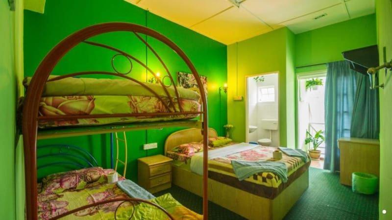 Aparthotel Netasha Holiday And *